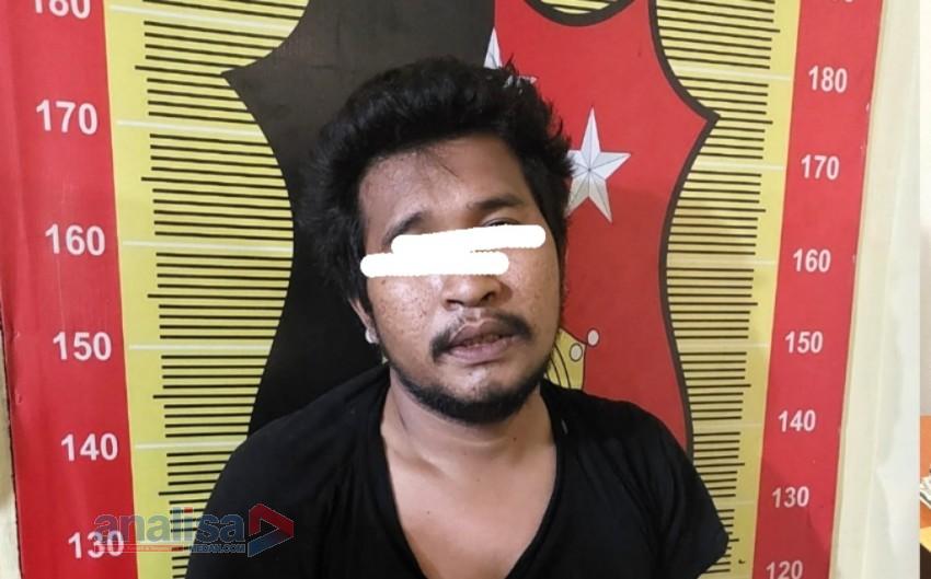 Anak Durhaka! Pria Pengangguran di Sidimpuan Aniaya Kedua Orang Tuanya Bertubi-Tubi Hingga Patah Tangan