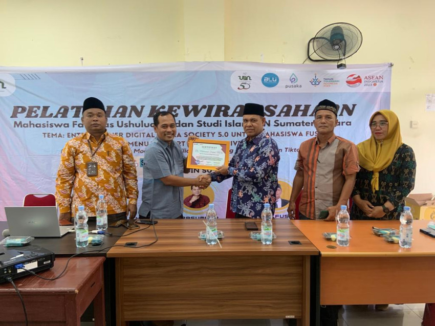 Mahasiswa Fakultas Ushuluddin UIN Sumut Ikuti Pelatihan Kewirausahaan