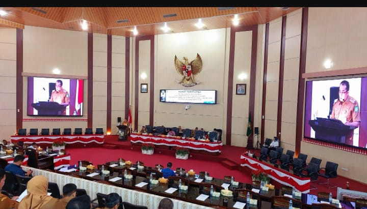 Dalam Sidang Paripurna DPRD, Walikota Medan Sampaikan Penjelasan Perubahan Perda No 3 Tahun 2019