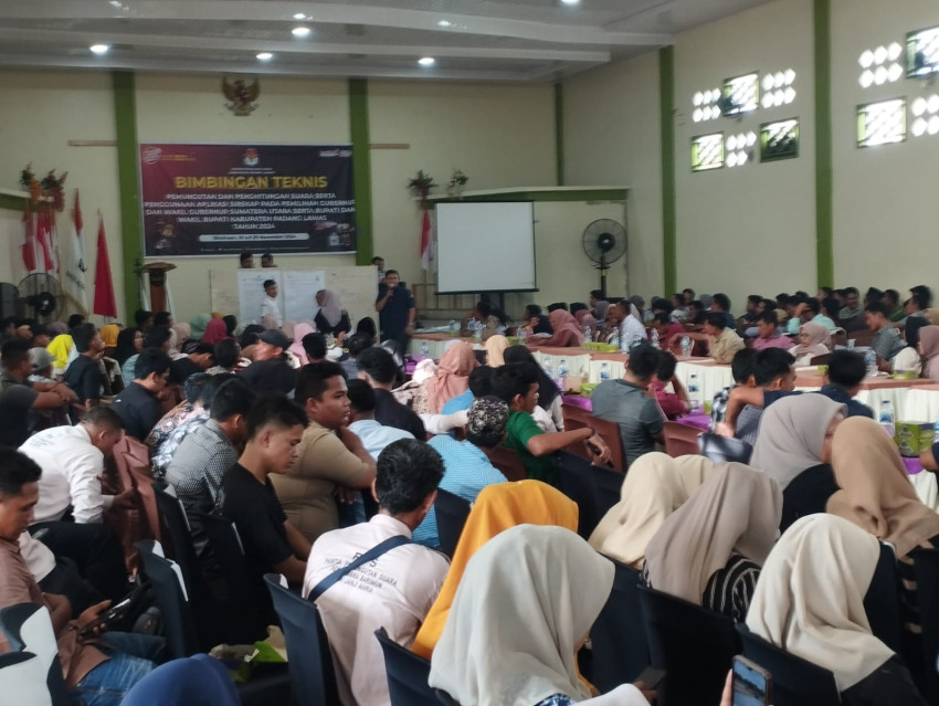 KPU Palas Gelar Bimtek Tungsura dan Simulasi Aplikasi Sirekap ke PPK dan KPPS