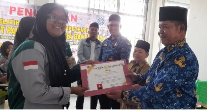 16 Peserta Pelatihan Menjahit BLKK Ruhul Islam Sialambue Dinyatakan Kompeten