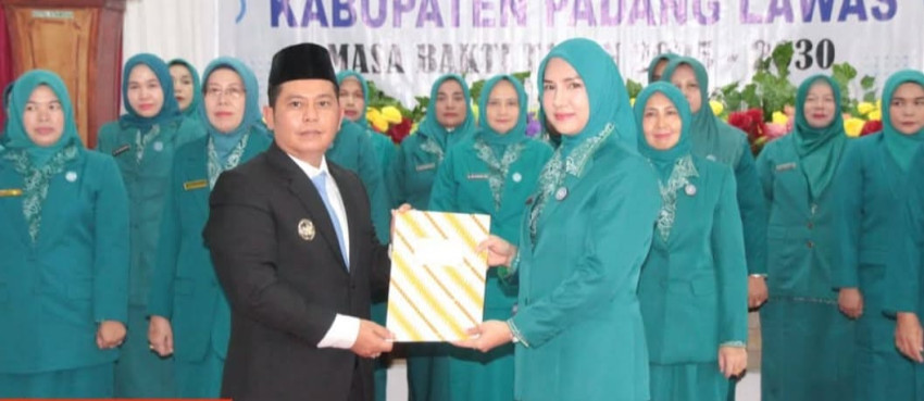 Ketua dan Pengurus TP PKK Kabupaten Palas Dilantik