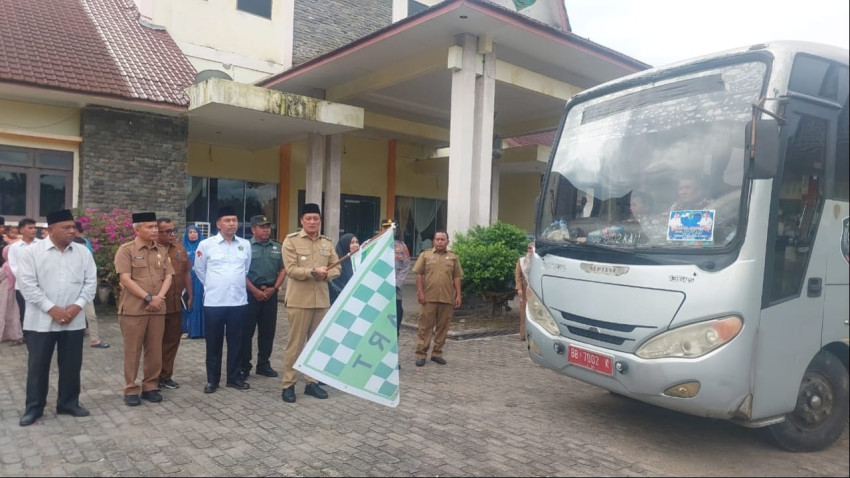 Wabup Palas Lepas 21 Kafilah Utusan Daerah Ikuti STQH Tingkat Provinsi