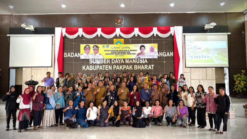 Sekda Pakpak Bharat Buka Sosialisasi dan Advokasi Pendidikan PAUD