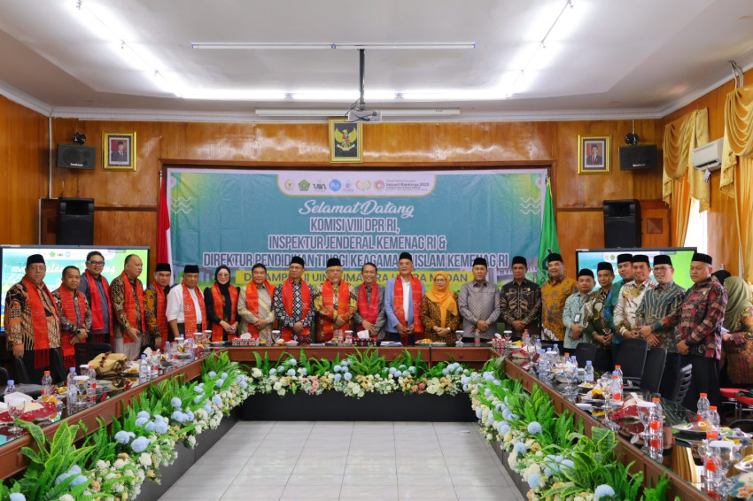 Dampingi Kunsfik Komisi VIII DPR RI, Irjen Kemenag Komit Kawal Tata Kelola UINSU untuk Lebih Baik