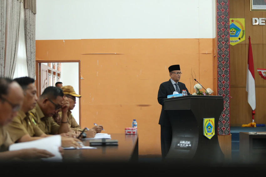 Jawaban Bupati Pakpak Bharat atas Pandangan Umum Fraksi Terhadap Raperda Usulan