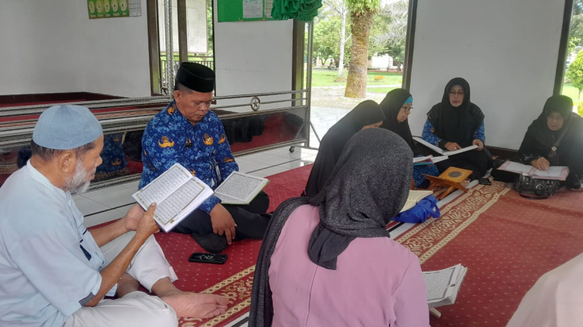 Sentuhan Spiritual di Masa Senja