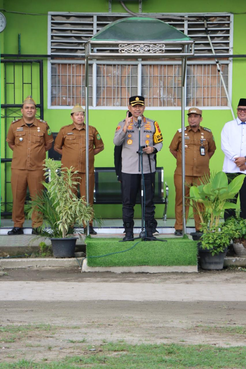 Pimpin Upacara di Muhammadiyah 3, Kapolrestabes Medan Ingatkan Pelajar Soal Geng Motor dan Narkoba