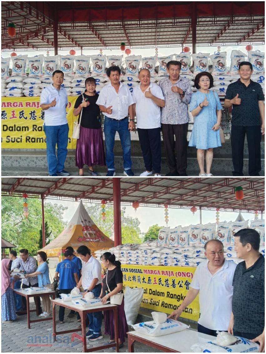 Sambut Ramadan, Yayasan Sosial Marga Raja (Ong) Bagikan 300 Paket Sembako