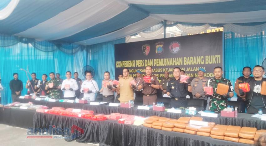 Polrestabes Medan Tegas Berantas Narkoba, 52 Kg Sabu dan 50 Kg Ganja Dimusnahkan