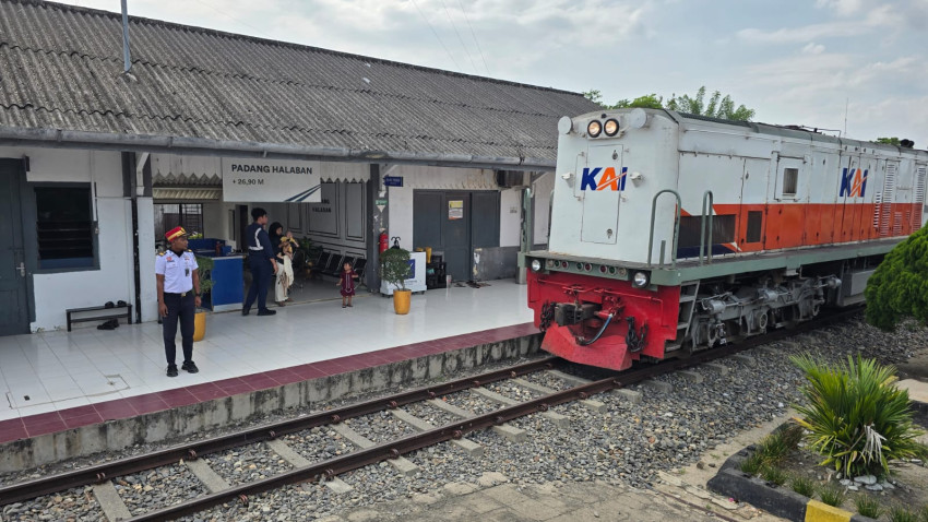 Wujudkan Perjalanan Berkesan, KAI Divre I Sumut Fokus Jaga Kebersihan Sarana
