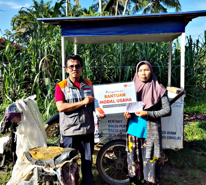 Harapan yang Kembali Tumbuh: Rumah Zakat Salurkan Bantuan Modal Usaha bagi Penyintas Banjir di Aek Sitio-tio