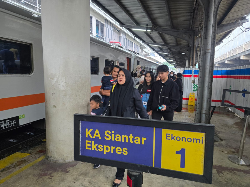 Libur Wafat Yesus Kristus, Tiket KA Siantar Ekspres dan Putri Deli Diserbu Masyarakat Sumatera Utara
