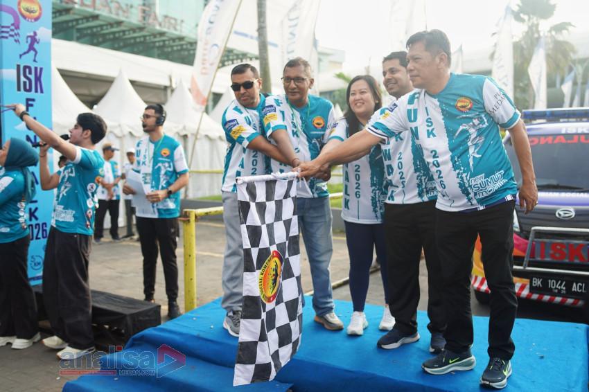 Ribuan Masyarakat Ikuti Fun Walk ISK 2026